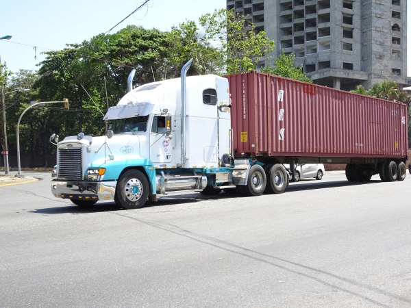 Freightliner FLD trucks